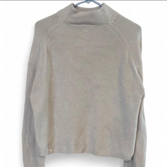 lululemon Women's Turtleneck Sweater - Merino/Cotton Blend - Picture 2 of 7